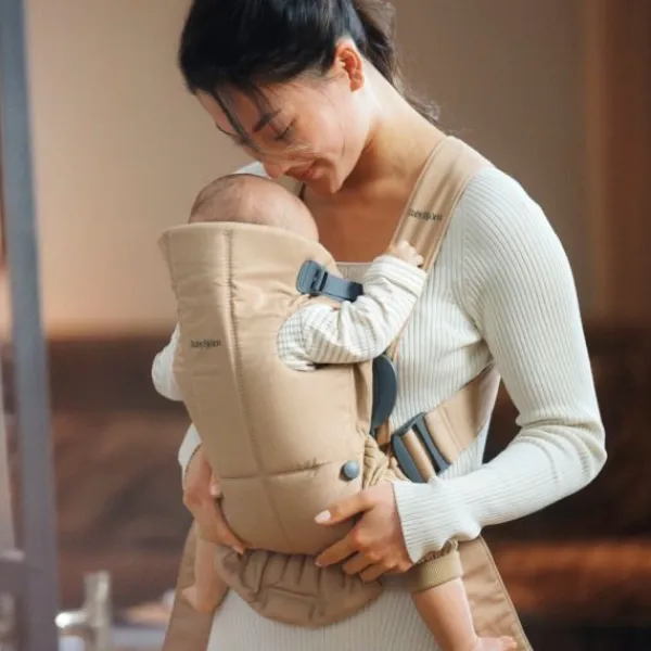 Baby Bjorn Draagzak Mini Geweven Beige> Buikdragers