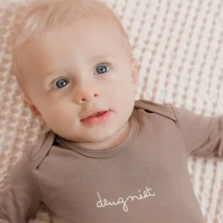 Babylook Deugniet Romper - Maat 50 - Deep Taupe><noscript><img width=