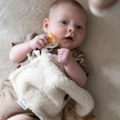 Baby's Only Knuffeldoekje Heaven><noscript><img width=