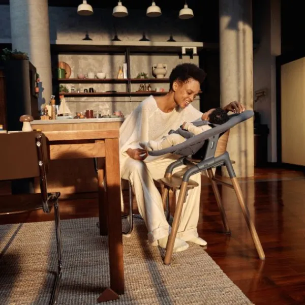Bugaboo Giraffe Base Wood/Grey> Houten Kinderstoelen|Meegroeistoelen