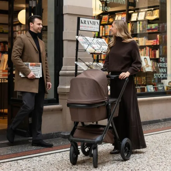 Dubatti One E6 Kinderwagen 2-in-1 - Black / Walnut Brown> Uitbreidbare Kinderwagens|Wandelwagens