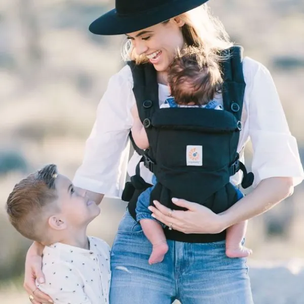 Ergobaby Draagzak Omni 360 Pure Black> Rugdragers|Buikdragers
