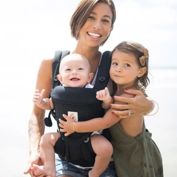 Ergobaby Draagzak Omni 360 Pure Black> Rugdragers|Buikdragers