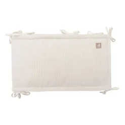 Jollein Boxbumper - Cloudy Rib - 180x30 cm - Milky Coffe><noscript><img width=