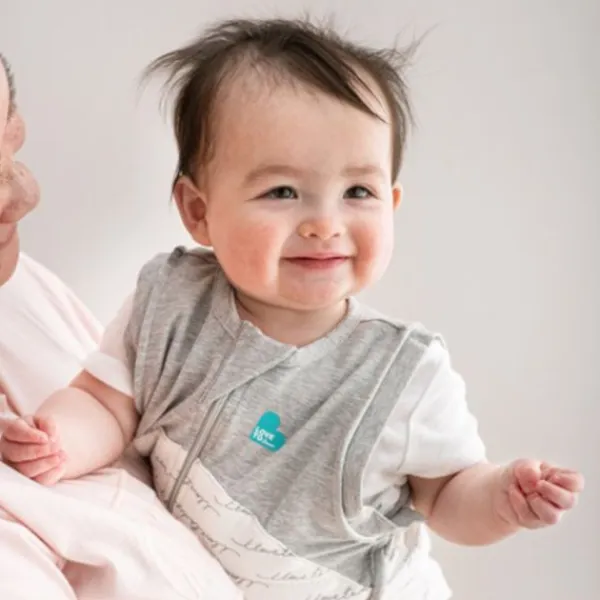 Love To Dream SwaddleUp™ 2.5 TOG - Fase 1 - Maat M - Olive Bees> 4-Seizoenen Slaapzakken