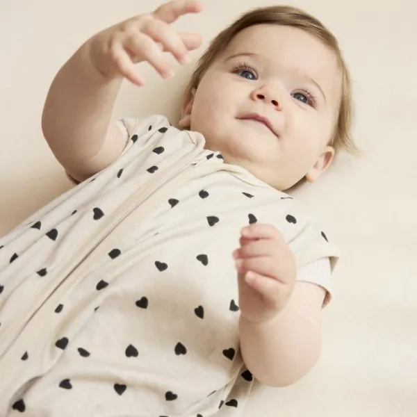 Meyco Baby Sweet Heart Zomerslaapzak - 90 cm - Soft Sand/Black> 4-Seizoenen Slaapzakken|Zomer Slaapzakken