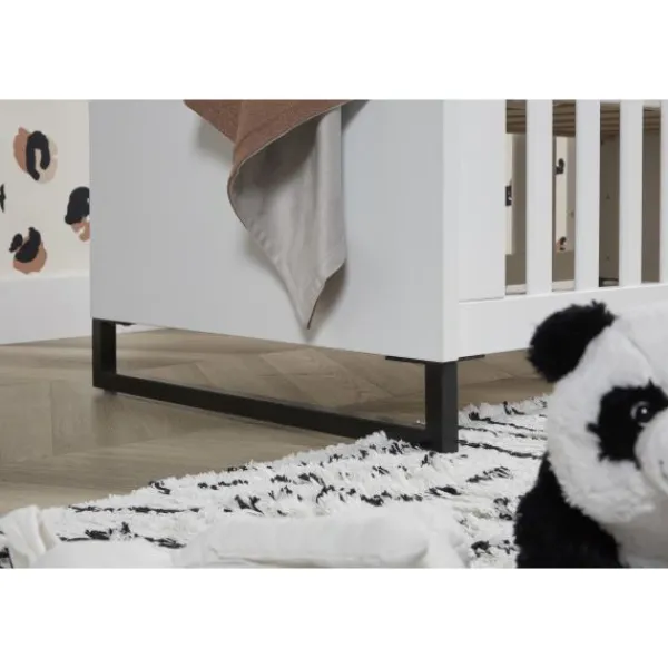 TWF Ledikant 60 x 120 - Commode 3 Laden - Hanglegkast 2 Deuren/1 Lade Torino> Complete Babykamers|Ladekasten