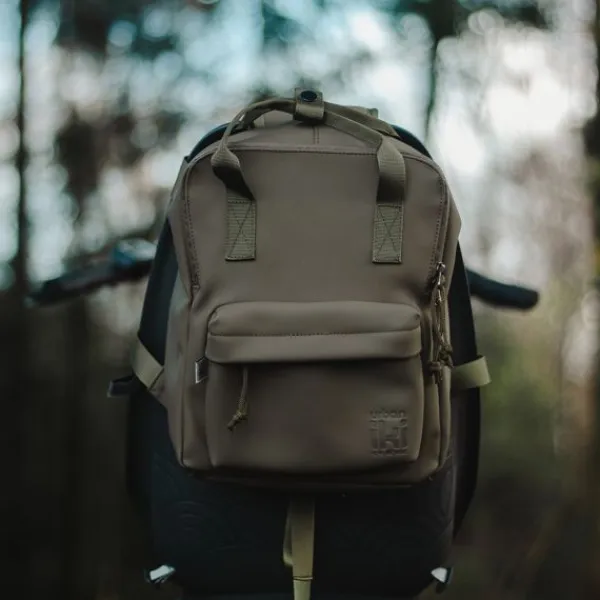 Urban Iki Backpack - Kurumi Brown> Rugzakken|Lederlook Tassen